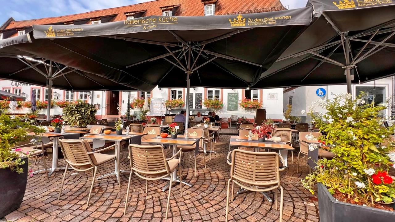 Hotel Zu Den Drei Kronen Seligenstadt Exterior foto